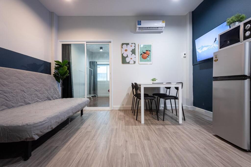 Appartement A2 Comfortable Space Wt Kitchen Bangkok